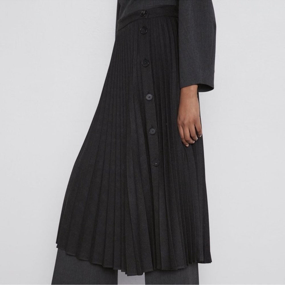 NWT Zara Gray Pleated Buttoned Skirt 7149/266 Size M - Picture 6 of 12